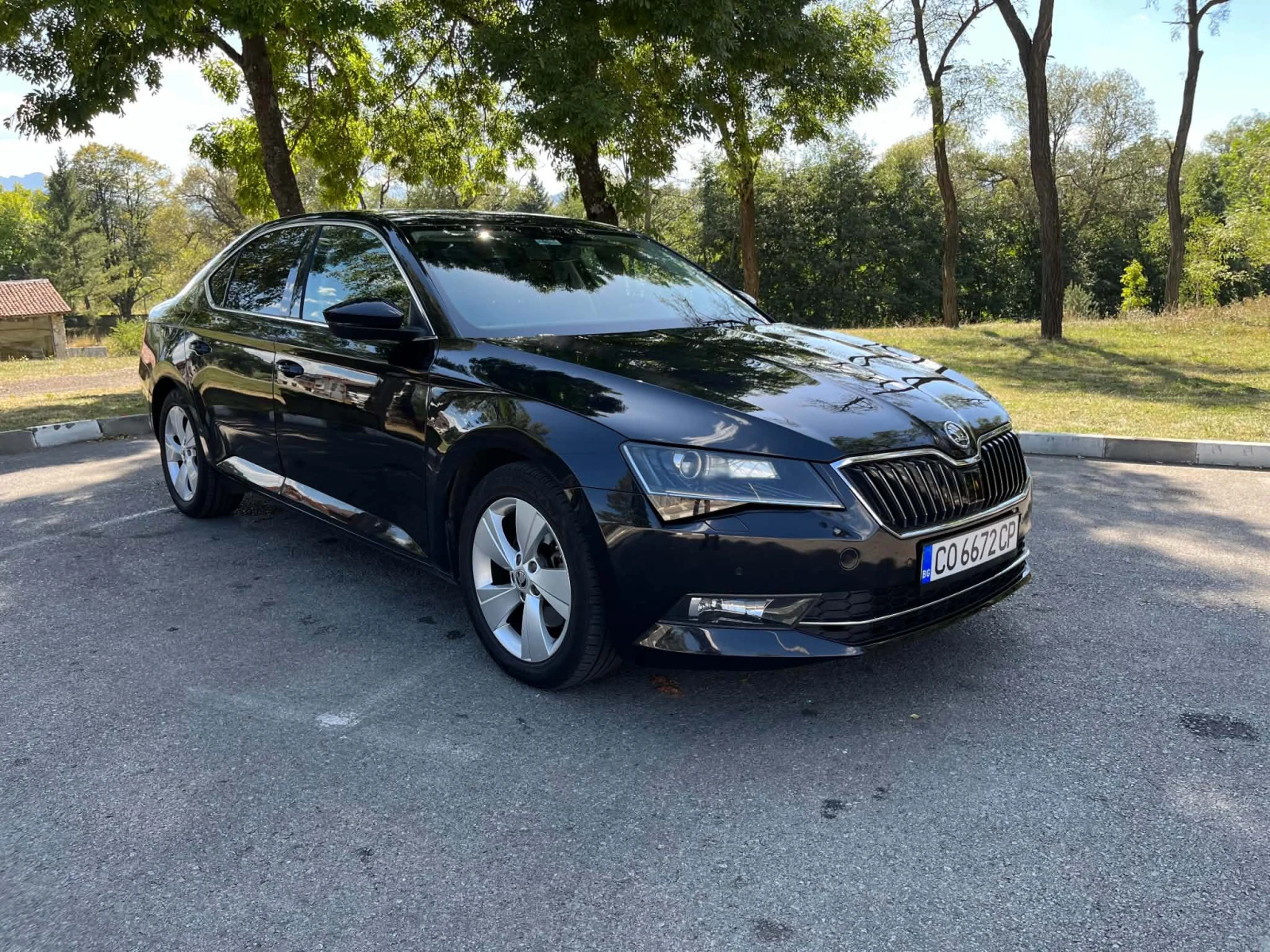 Skoda Superb 2.0 TDI, снимка 7 - Автомобили и джипове - 56741646