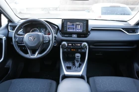 Toyota Rav4 2.5* XLE* 4x4* CAM* KEYLESS* NAVI* DISTR* CARPLAY*, снимка 14