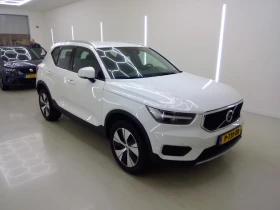 Volvo XC40 T2 Momentum Business, снимка 1