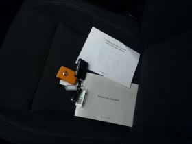 Volvo XC40 T2 Momentum Business, снимка 10