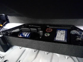 Volvo XC40 T2 Momentum Business, снимка 14