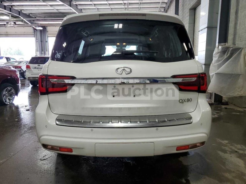 Infiniti QX80, снимка 3 - Автомобили и джипове - 47410676