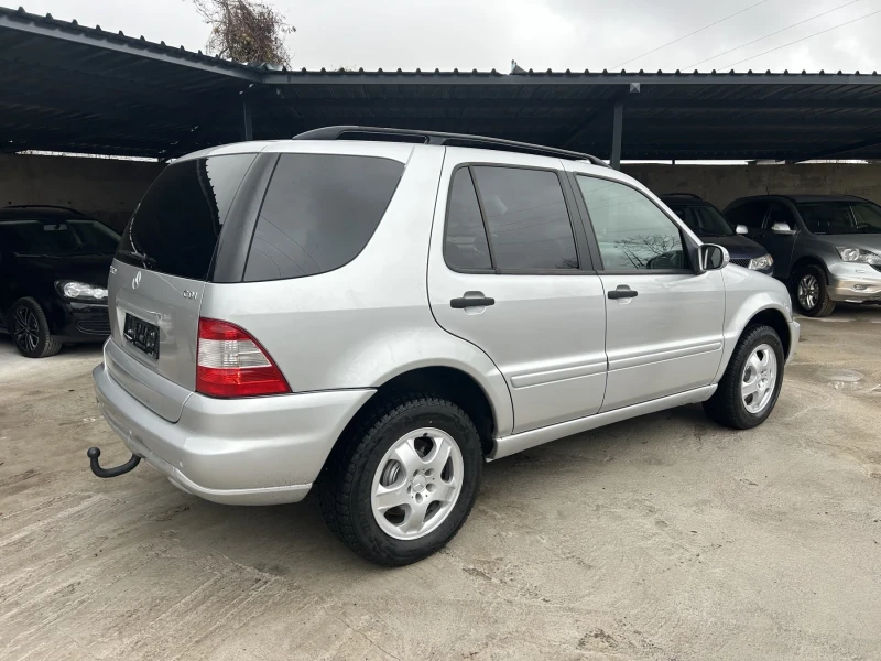 Mercedes-Benz ML 270 2.7 CDI, снимка 11 - Автомобили и джипове - 48199424