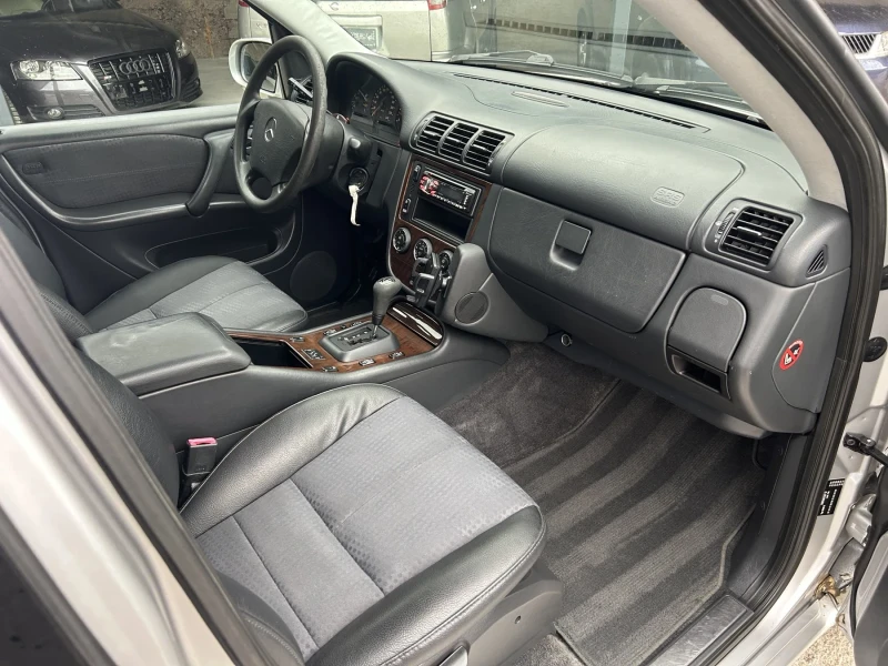 Mercedes-Benz ML 270 2.7 CDI, снимка 2 - Автомобили и джипове - 48199424