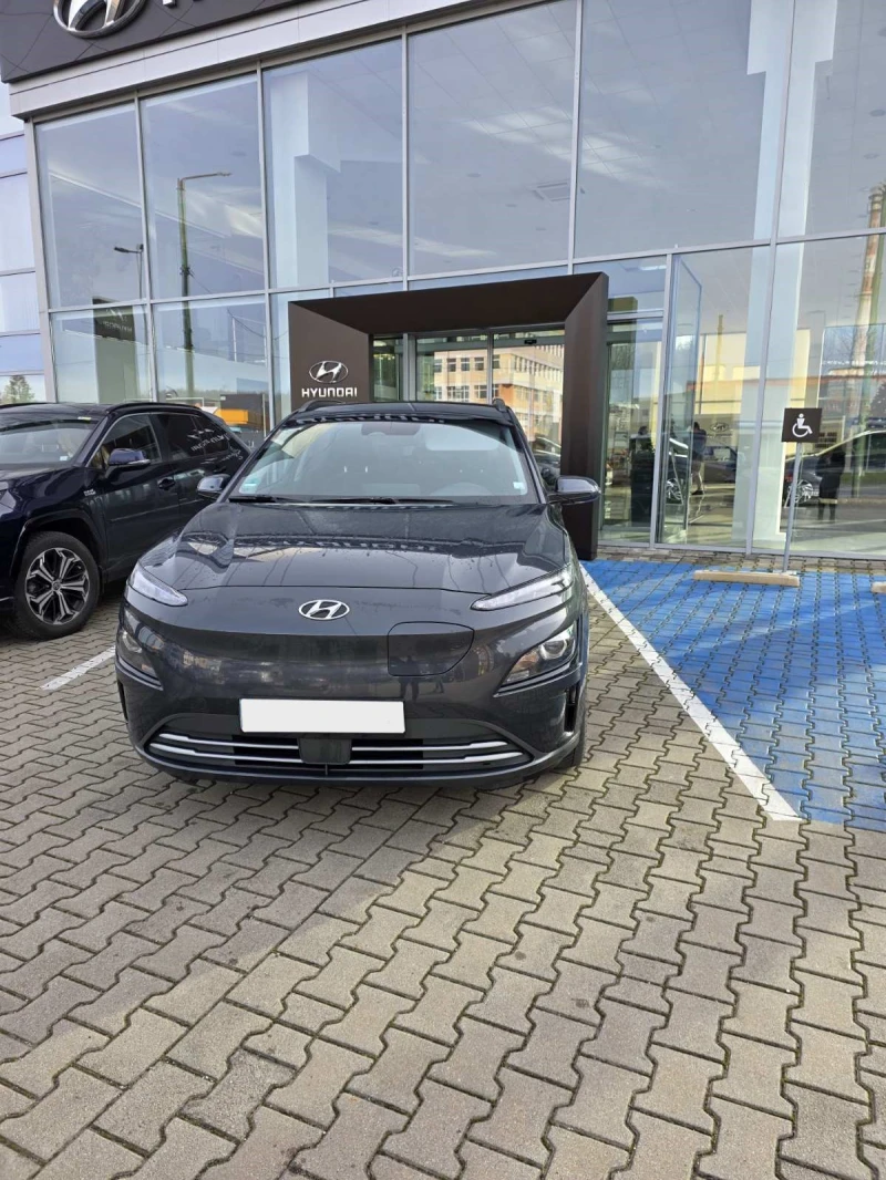 Hyundai Kona HYUNDAI KONA 39.2 kWh 136 к. с. Comfort