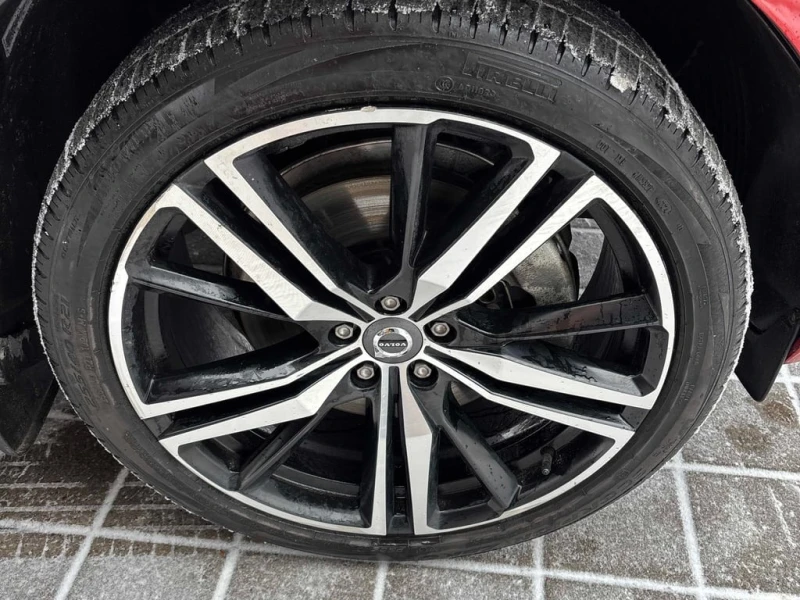 Volvo XC60 * R Design * CARFAX * БЕЗ ПЪРВОНАЧАЛНА ВНОСКА, снимка 7 - Автомобили и джипове - 52959176