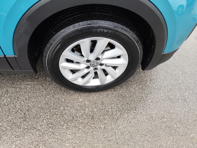 VW T-Cross 1.6TDi* LED* EURO6D* APP* , снимка 16 - Автомобили и джипове - 53052858