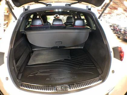 Porsche Cayenne  - изображение 8