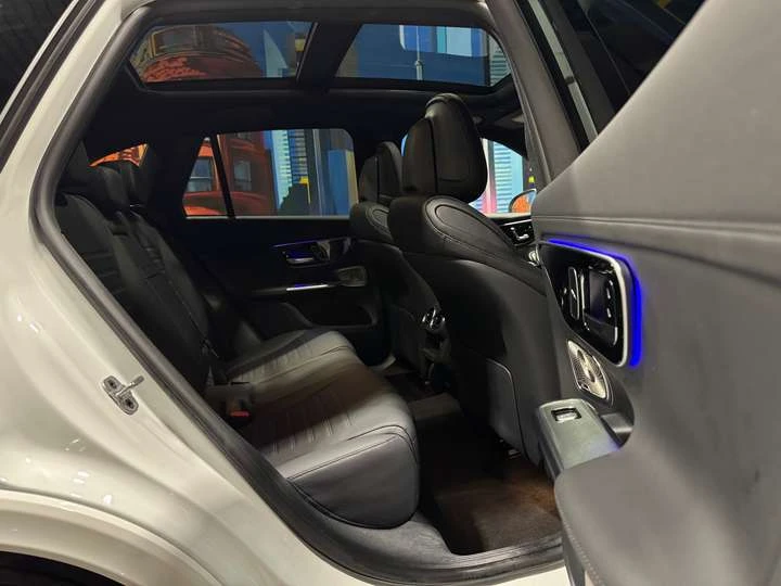 Mercedes-Benz GLC GLC300 4MATIC HUD PINNACLE NIGHT BURMESTER EXCLUSI, снимка 17 - Автомобили и джипове - 54519733