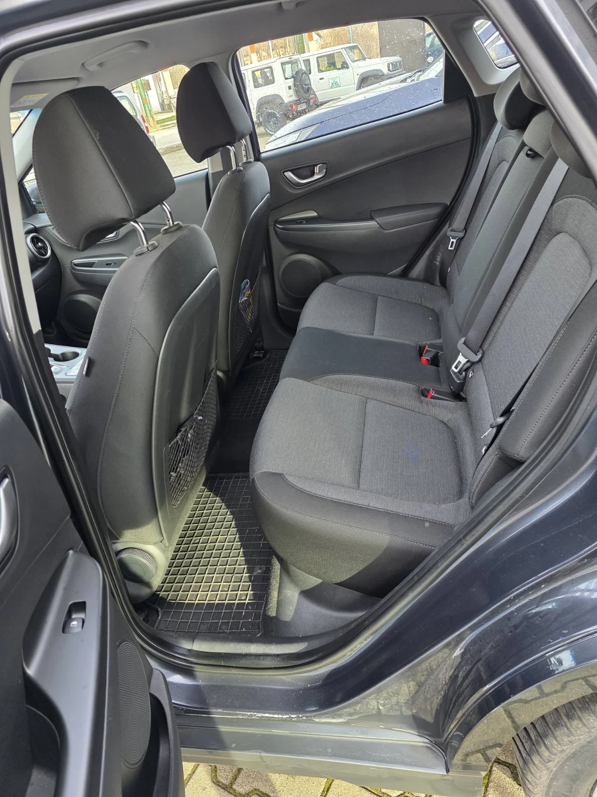 Hyundai Kona HYUNDAI KONA 39.2 kWh 136 к. с. Comfort - изображение 7