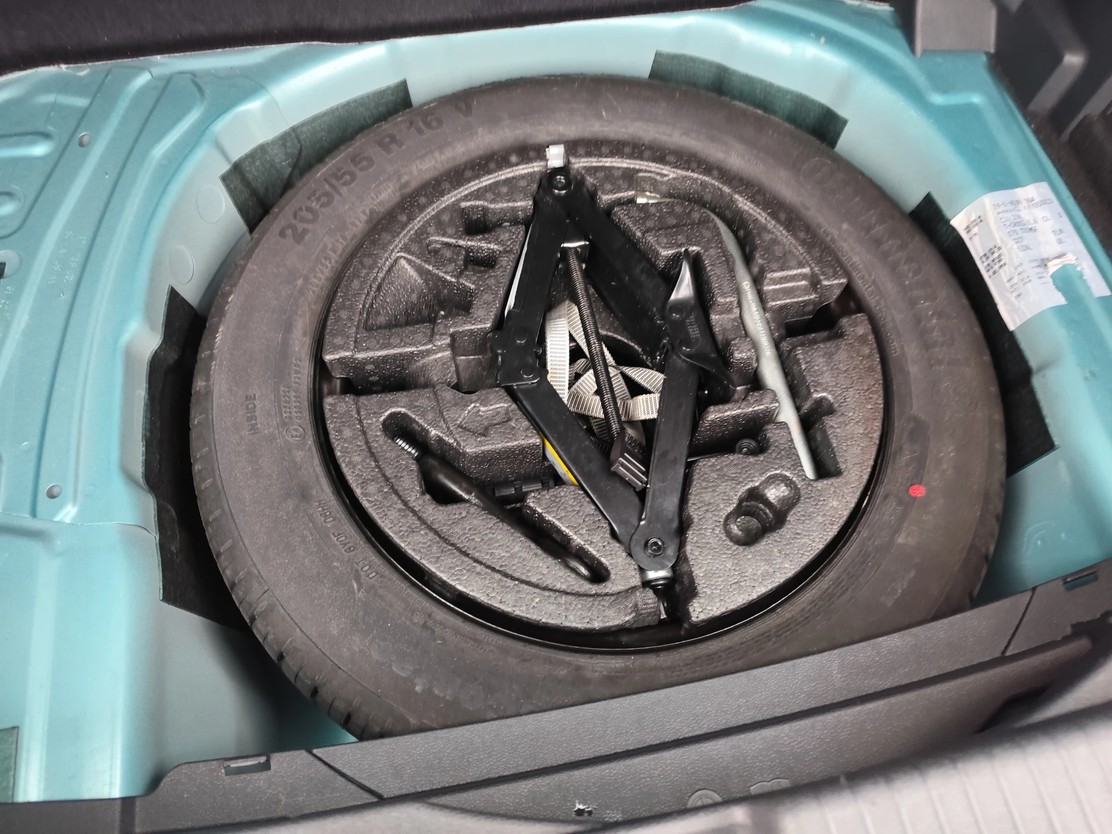 VW T-Cross 1.6TDi* LED* EURO6D* APP*  | Mobile.bg � ����������� 12