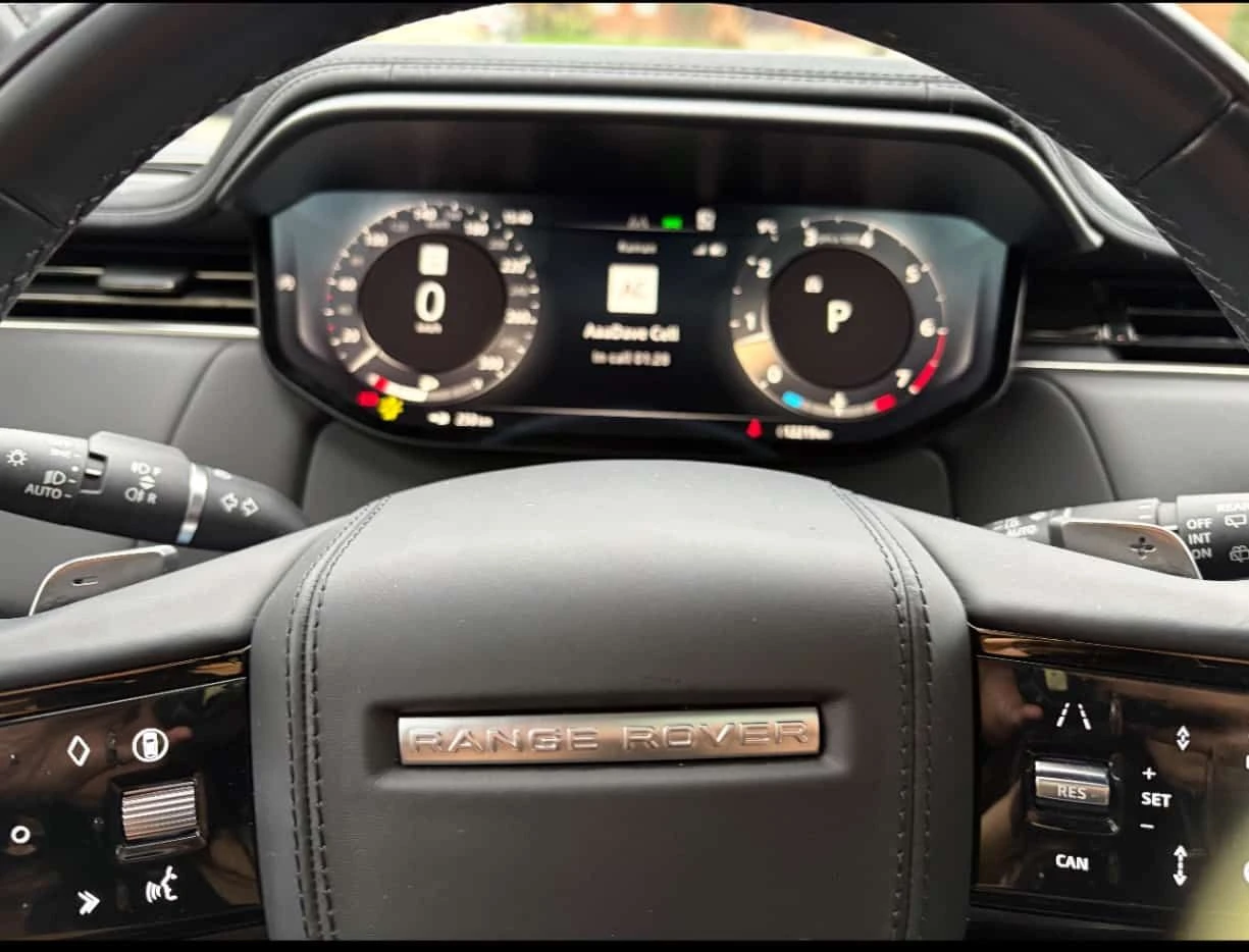 Land Rover Range Rover Sport * DYNAMIC SE * CARFAX * БЕЗ ПЪРВОНАЧАЛНА ВНОСКА - изображение 8