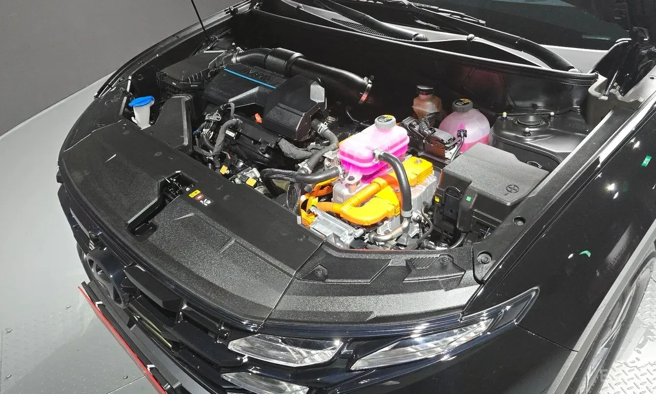 Hyundai Tucson 28K KM / HYBRID / ЛИЗИНГ, снимка 6 - Автомобили и джипове - 55847552