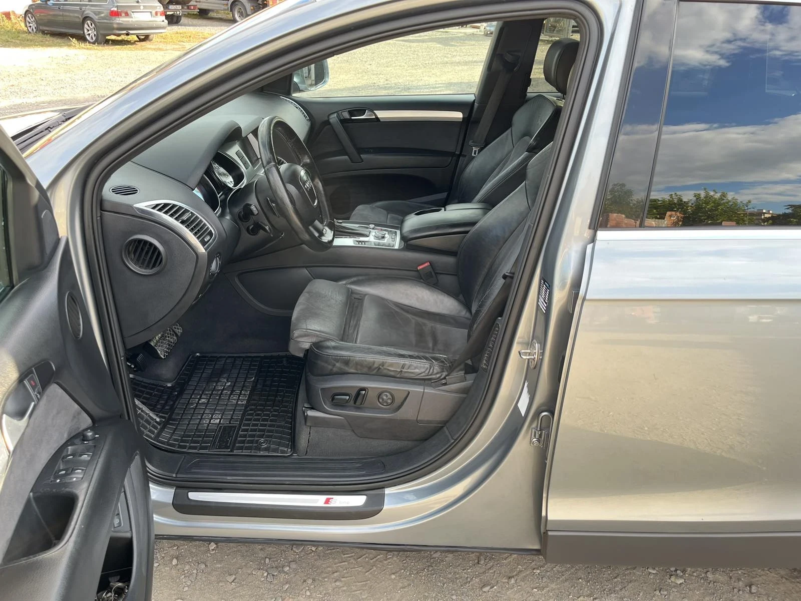 Audi Q7 3.0 TDI S-LINE, снимка 11 - Автомобили и джипове - 56238019