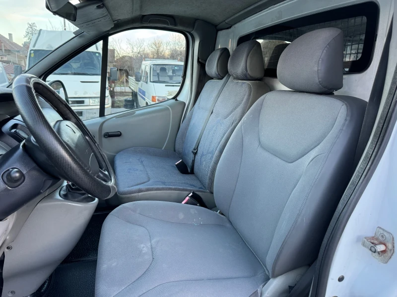 Renault Trafic 1.9DCI, снимка 11 - Бусове и автобуси - 48451647