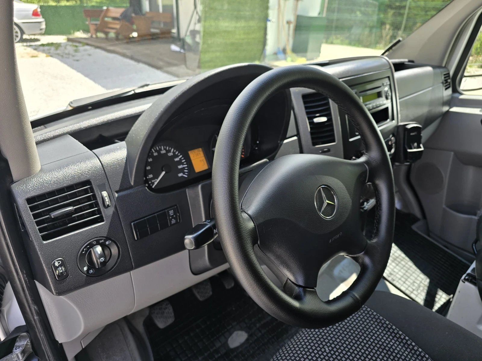 Mercedes-Benz Sprinter 311 2.2 CDI  - изображение 10