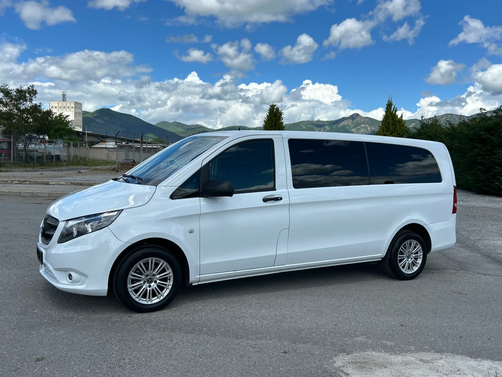 Mercedes-Benz Vito 2.2CDI 136ps LONG 9места 6ск Внос Германия ТОП, снимка 3 - Бусове и автобуси - 54642587