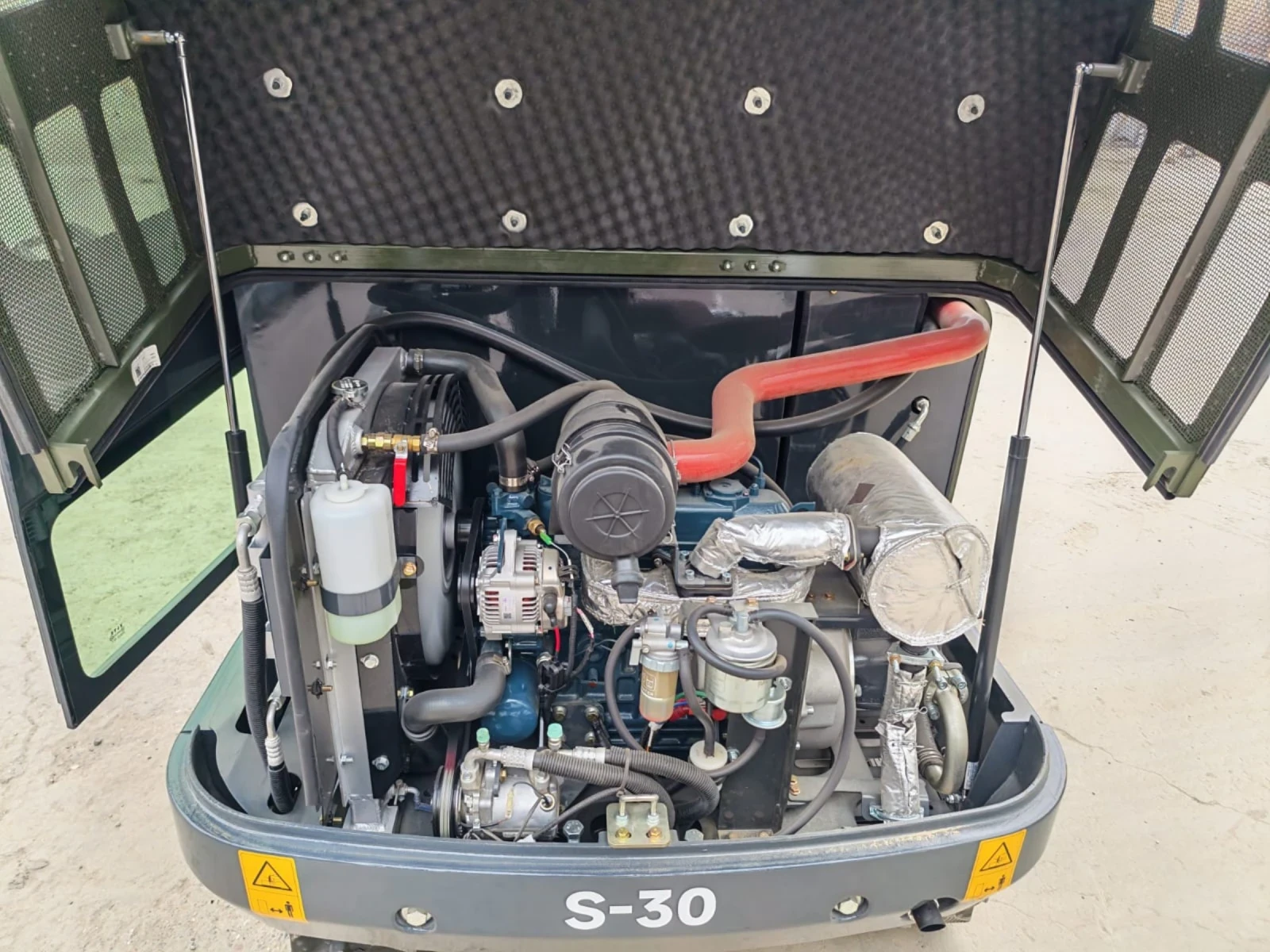 Багер Rippa STAHLHOFF S 30 RIPPA R32 PRO BASIS, снимка 5 - Индустриална техника - 54272995