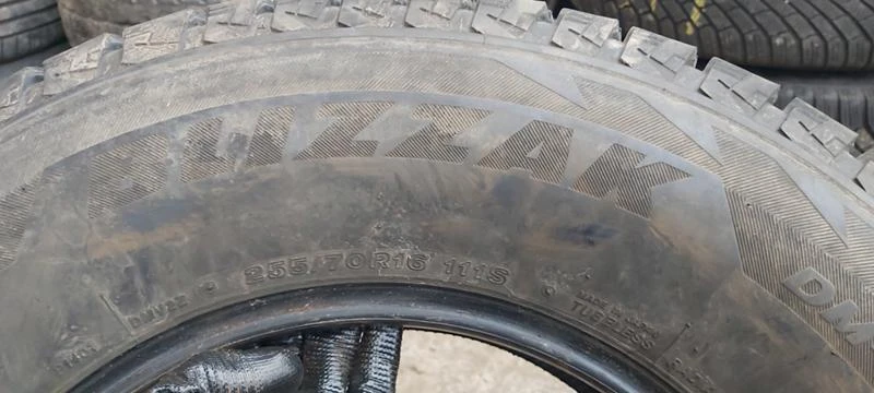 Гуми Зимни 255/70R16, снимка 7 - Гуми и джанти - 31251461