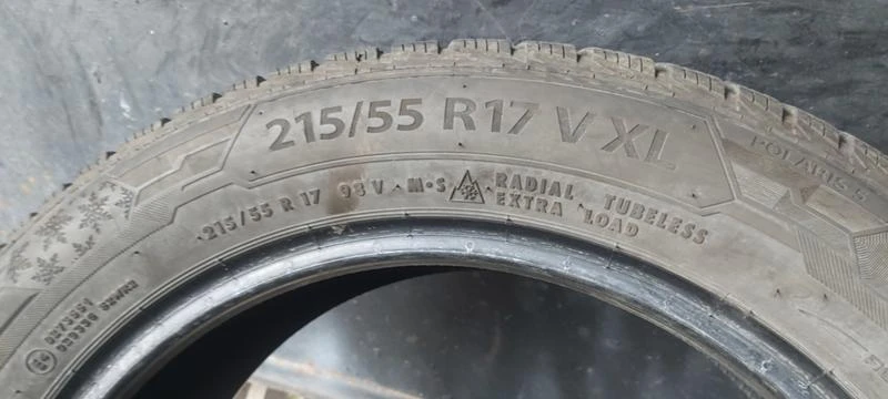 Гуми Зимни 215/55R17, снимка 7 - Гуми и джанти - 35148521