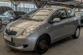 Toyota Yaris 1.3 VVT-i/Автоматик, снимка 3