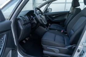 Hyundai Ix20 88 500 РЕАЛНИ КИЛОМЕТРА КЛИМАТРОНИК НАВИГАЦИЯ, снимка 9