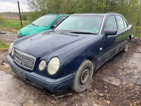 Mercedes-Benz E 220 220d, снимка 3