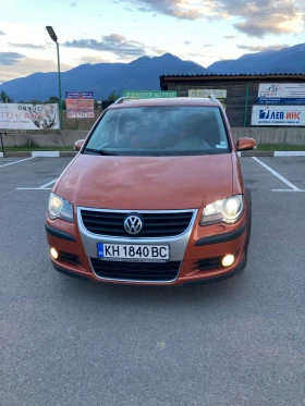 VW Touran 1.9TDI 105кс CROSS  6 скорости, снимка 1