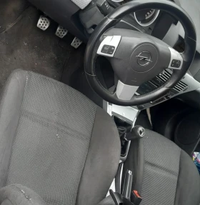 Opel Astra GTC Опц лаян, снимка 6
