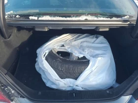 Mercedes-Benz CLS 400 / CARFAX / DISTRONIC / 360 / HARMON KARDON  - 11000 € / 21514.13 лв. - 21191322 14