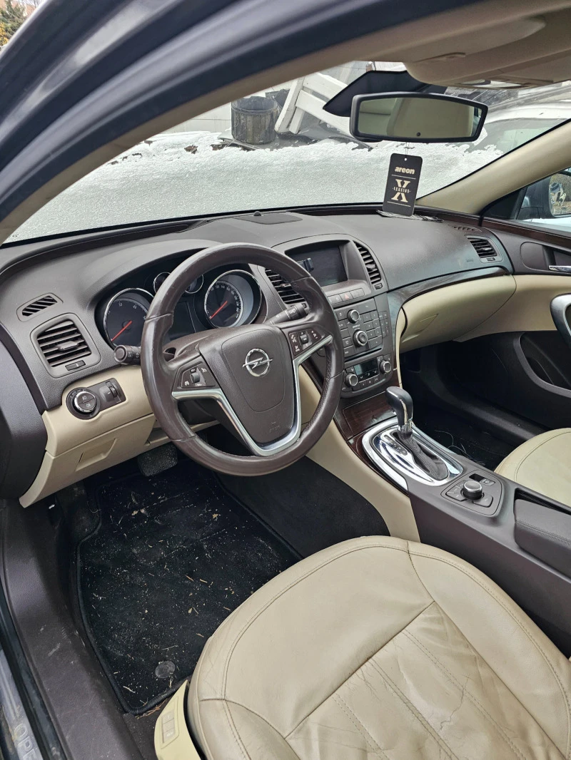 Opel Insignia, снимка 2 - Автомобили и джипове - 47456461