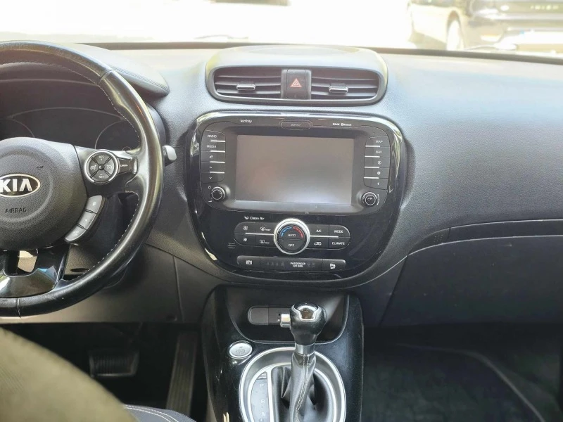 Kia Soul 1.6crdi, снимка 9 - Автомобили и джипове - 47057967