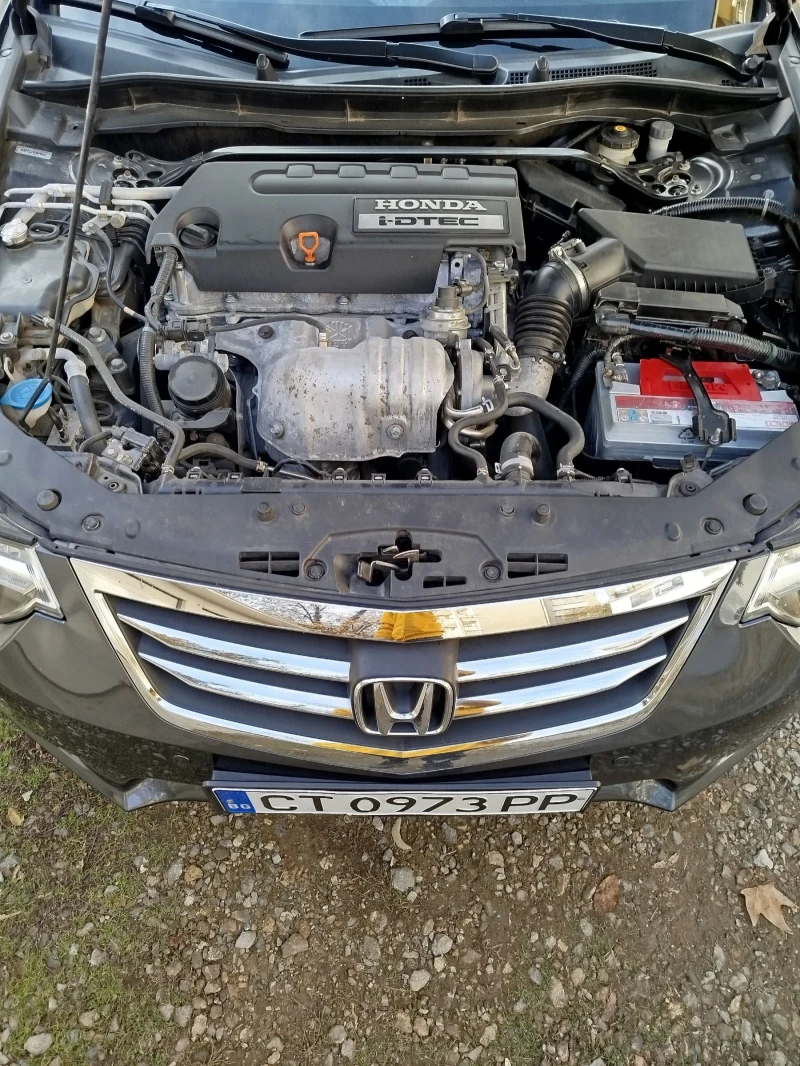 Honda Accord 8, снимка 12 - Автомобили и джипове - 48044292