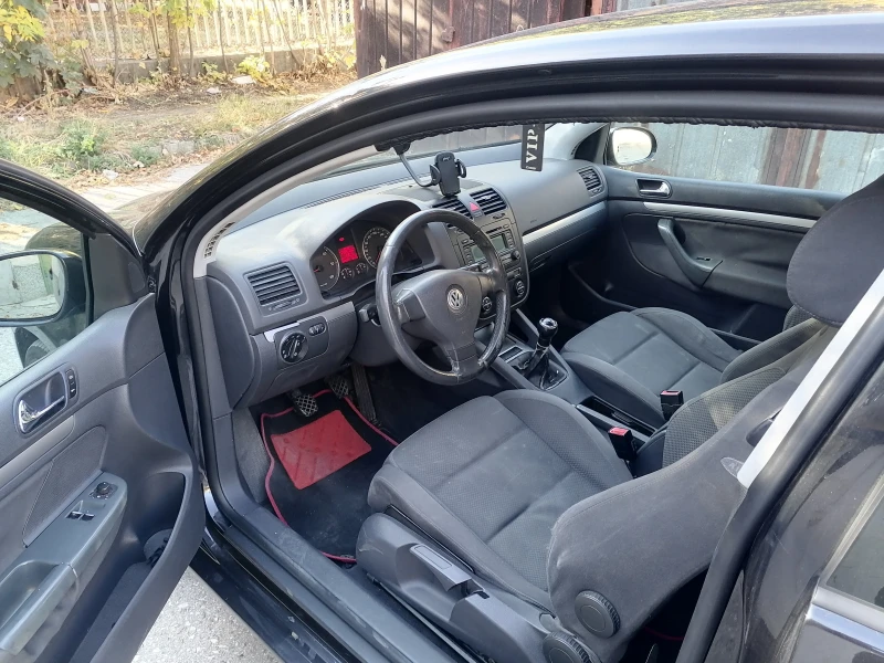 VW Golf 2.0 TDI, снимка 5 - Автомобили и джипове - 48475005