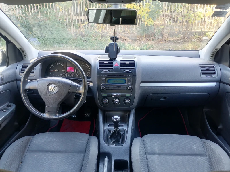 VW Golf 2.0 TDI, снимка 8 - Автомобили и джипове - 48475005