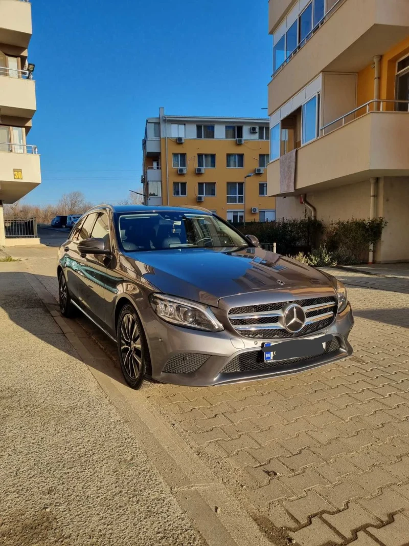 Mercedes-Benz C 220, снимка 2 - Автомобили и джипове - 48620316