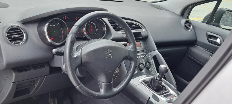 Peugeot 3008 1.6HDI, снимка 9 - Автомобили и джипове - 49279498