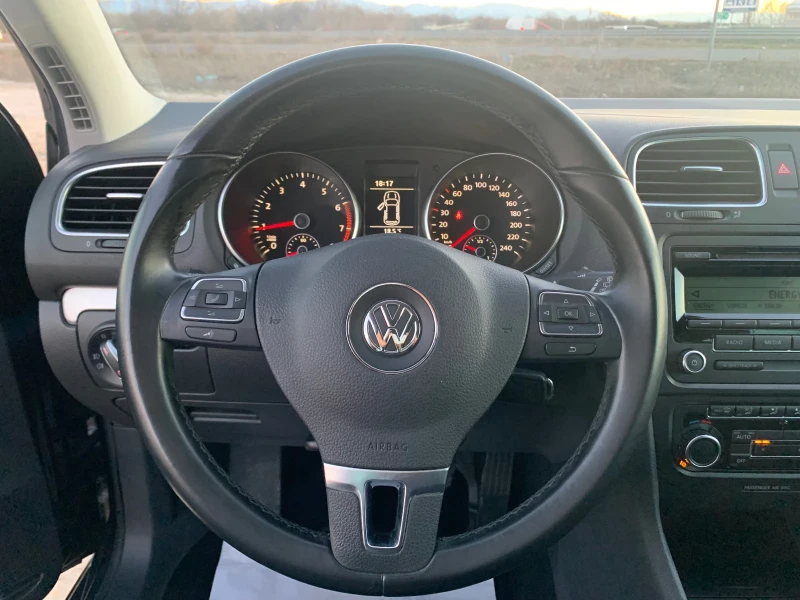 VW Golf 1.4 TSI, снимка 11 - Автомобили и джипове - 49395039