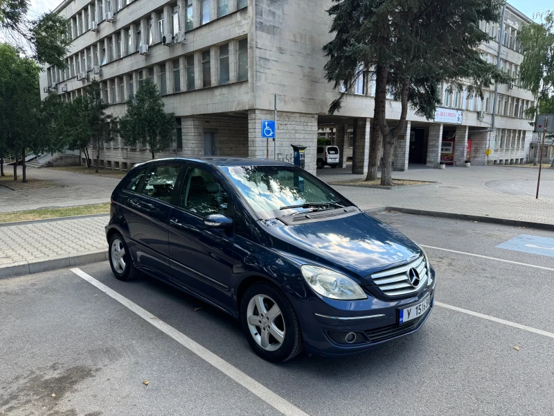 Mercedes-Benz B 200