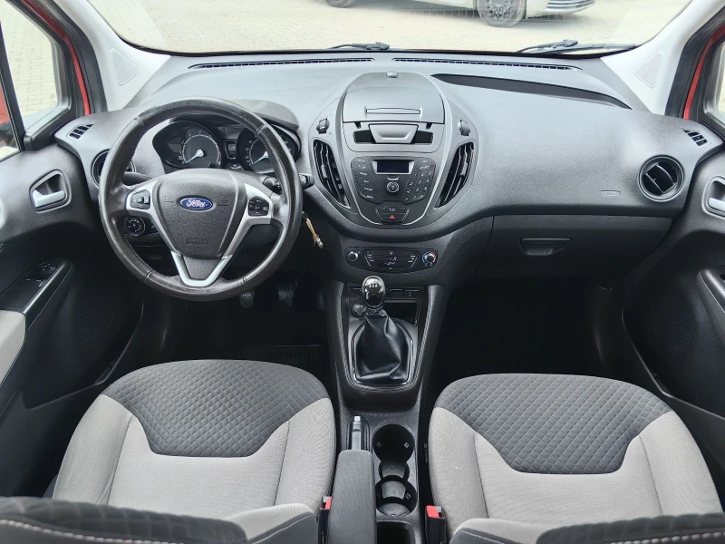 Ford Tourneo Connect 06.2016г 160000км Бензин , снимка 10 - Автомобили и джипове - 51441144