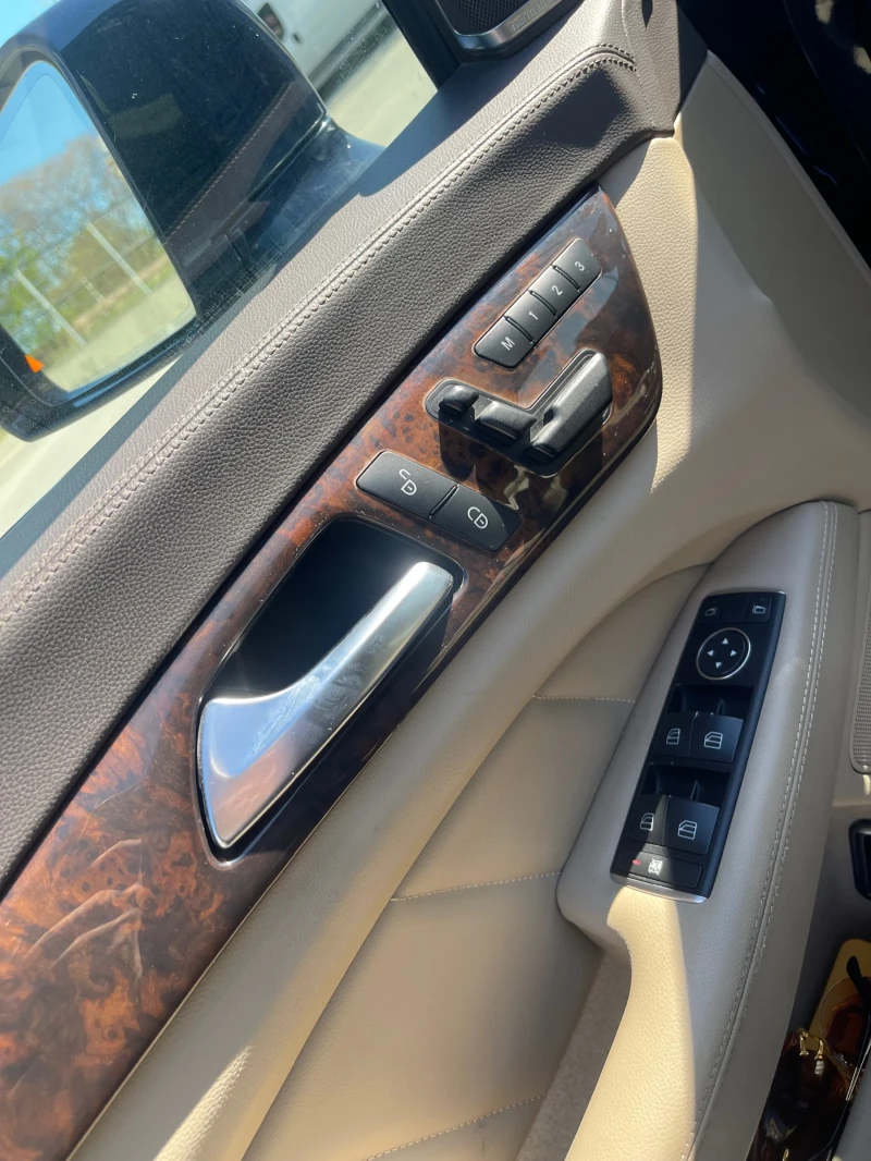 Mercedes-Benz CLS 550 4 matic * AMG* , снимка 11 - Автомобили и джипове - 52906748