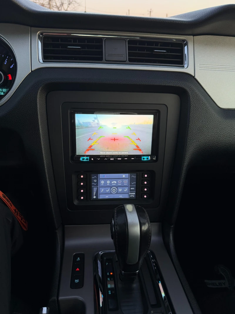 Ford Mustang 3.7/V6, снимка 12 - Автомобили и джипове - 53161856