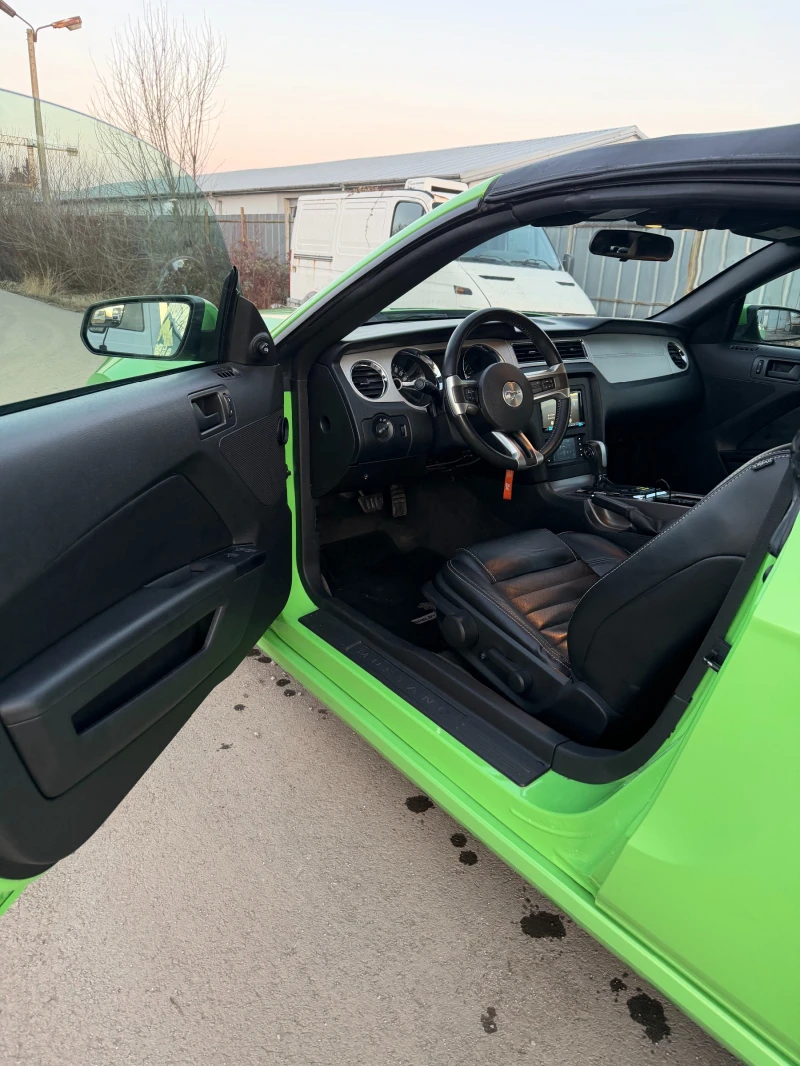 Ford Mustang 3.7/V6, снимка 10 - Автомобили и джипове - 53161856