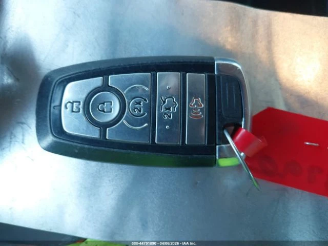Ford Mustang ECOBOOST| КАМЕРА| ДИСПЛЕЙ| КОЖЕН САЛОН, снимка 11 - Автомобили и джипове - 54622203