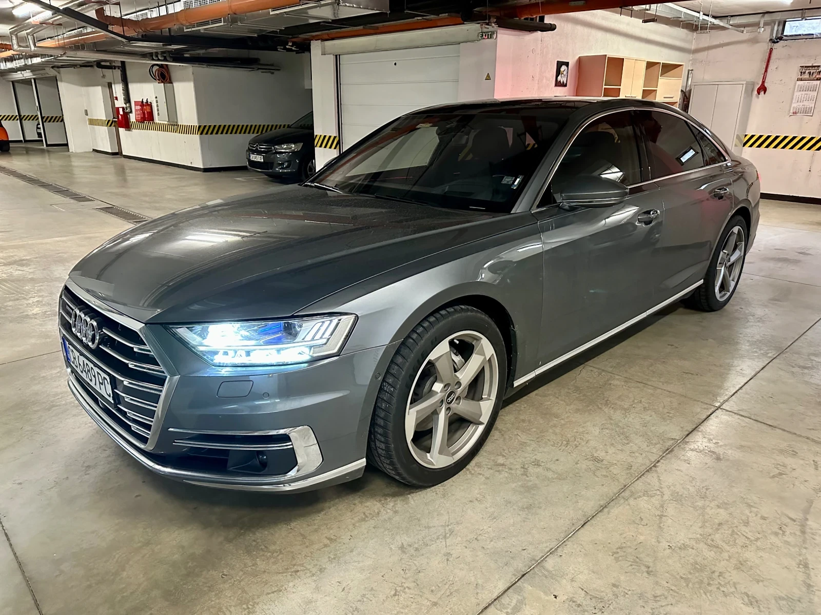 Audi A8  50 TDI QUATTRO - изображение 2