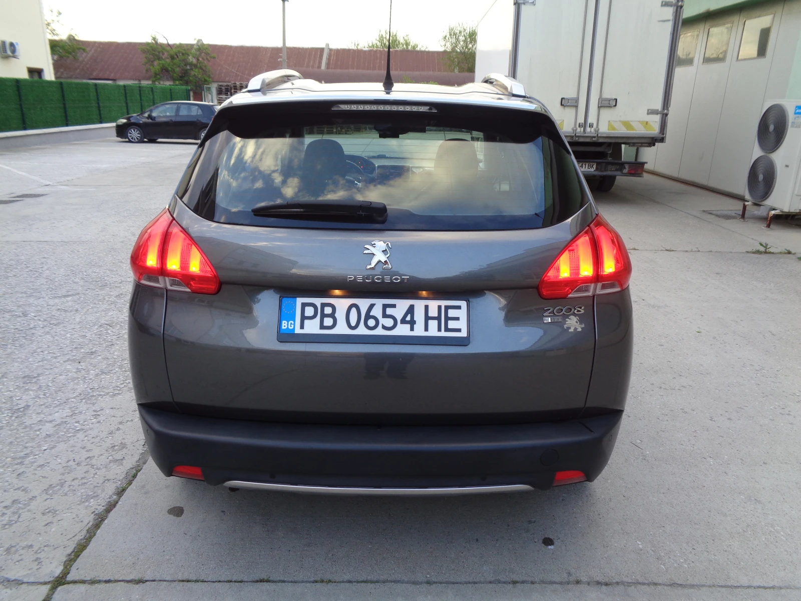 Peugeot 2008 1.6HDI-92-AVTOMAT-LIZING - изображение 6