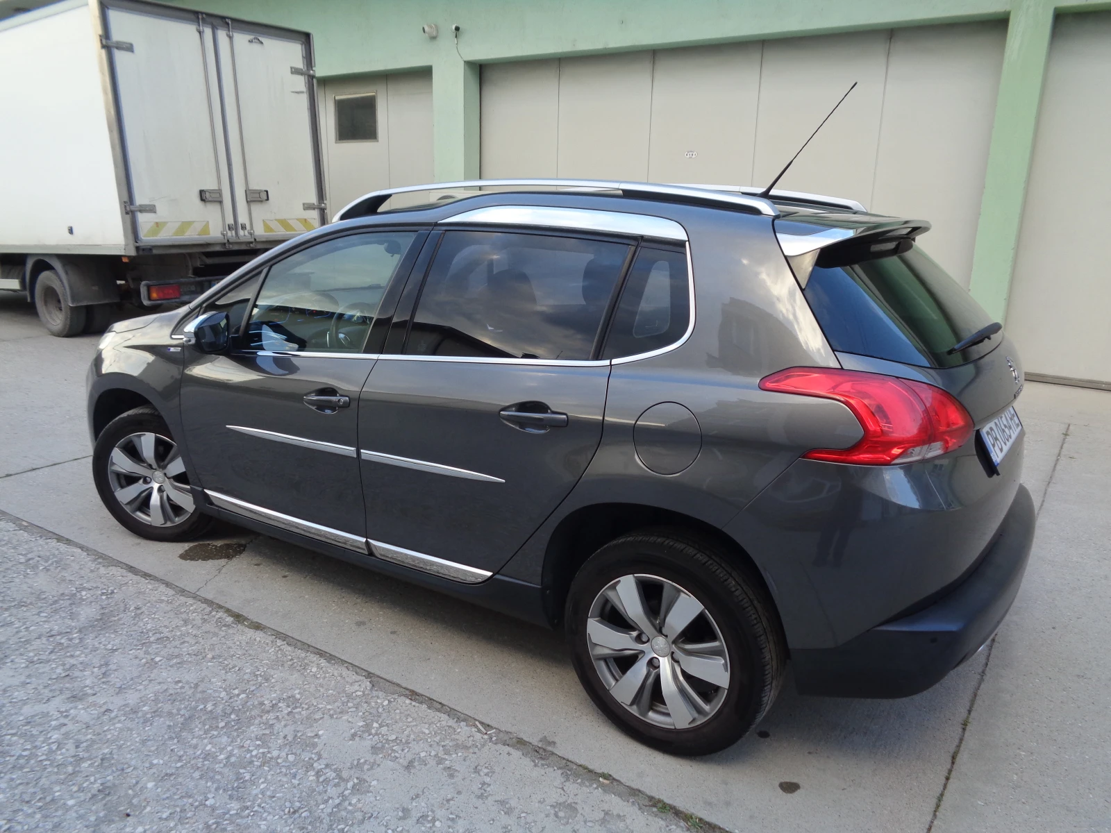 Peugeot 2008 1.6HDI-92-AVTOMAT-LIZING - изображение 3