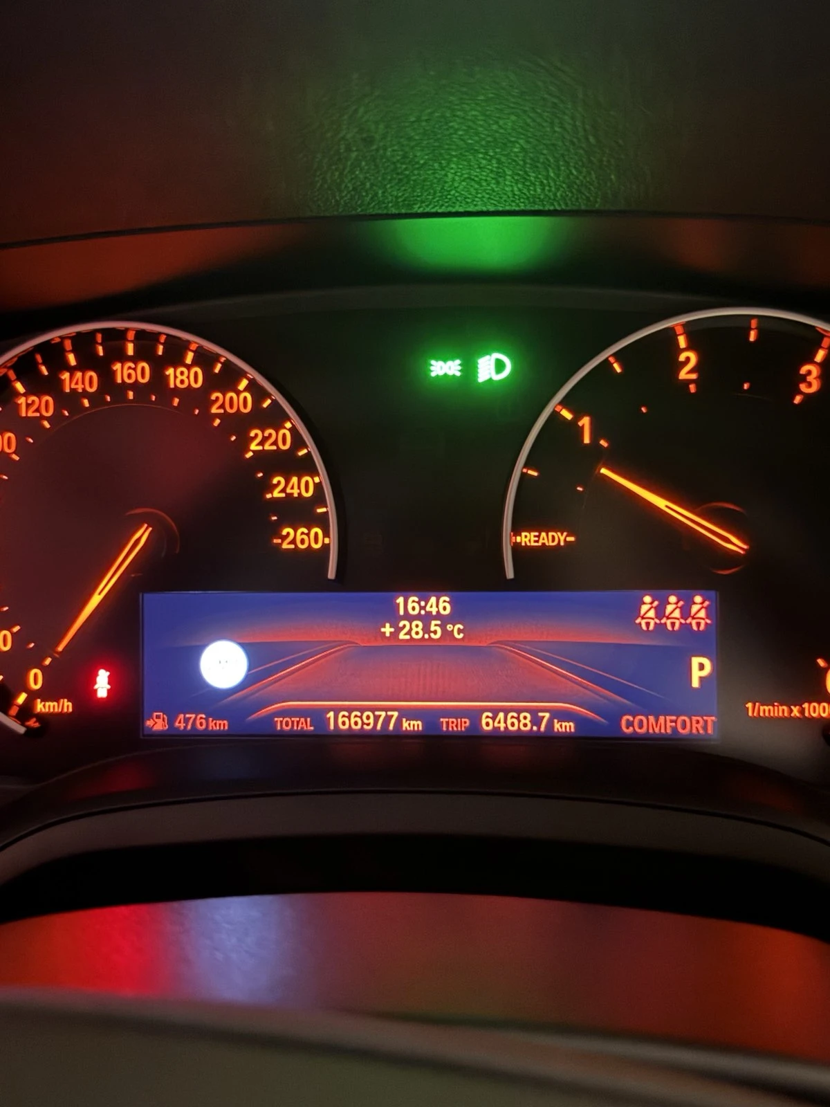 BMW 320  - изображение 10