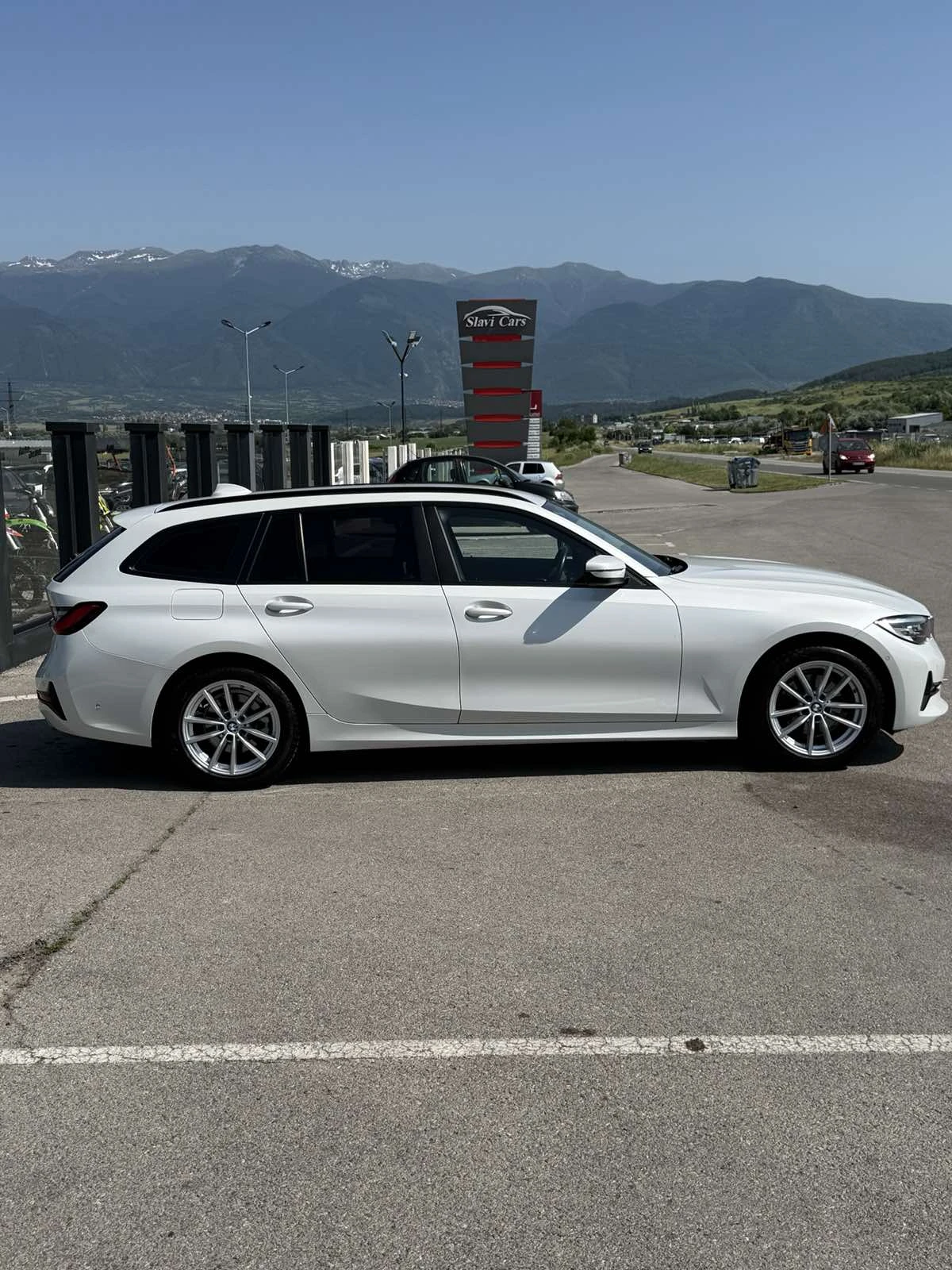 BMW 320  - изображение 2