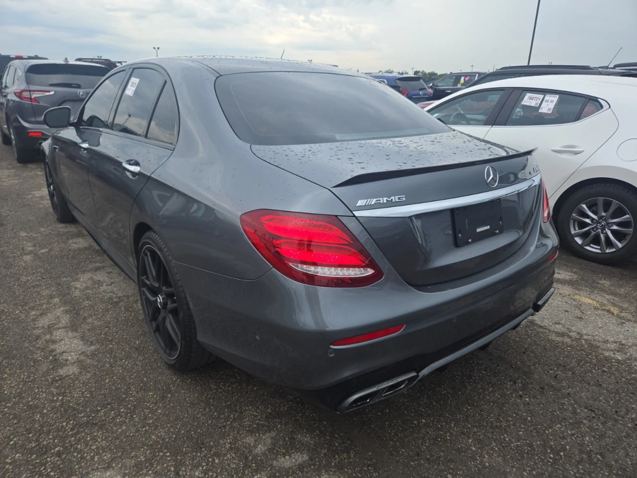 Mercedes-Benz E 63 AMG * CARFAX * АВТО КРЕДИТ * ЦЕНА ДО БГ! - изображение 4